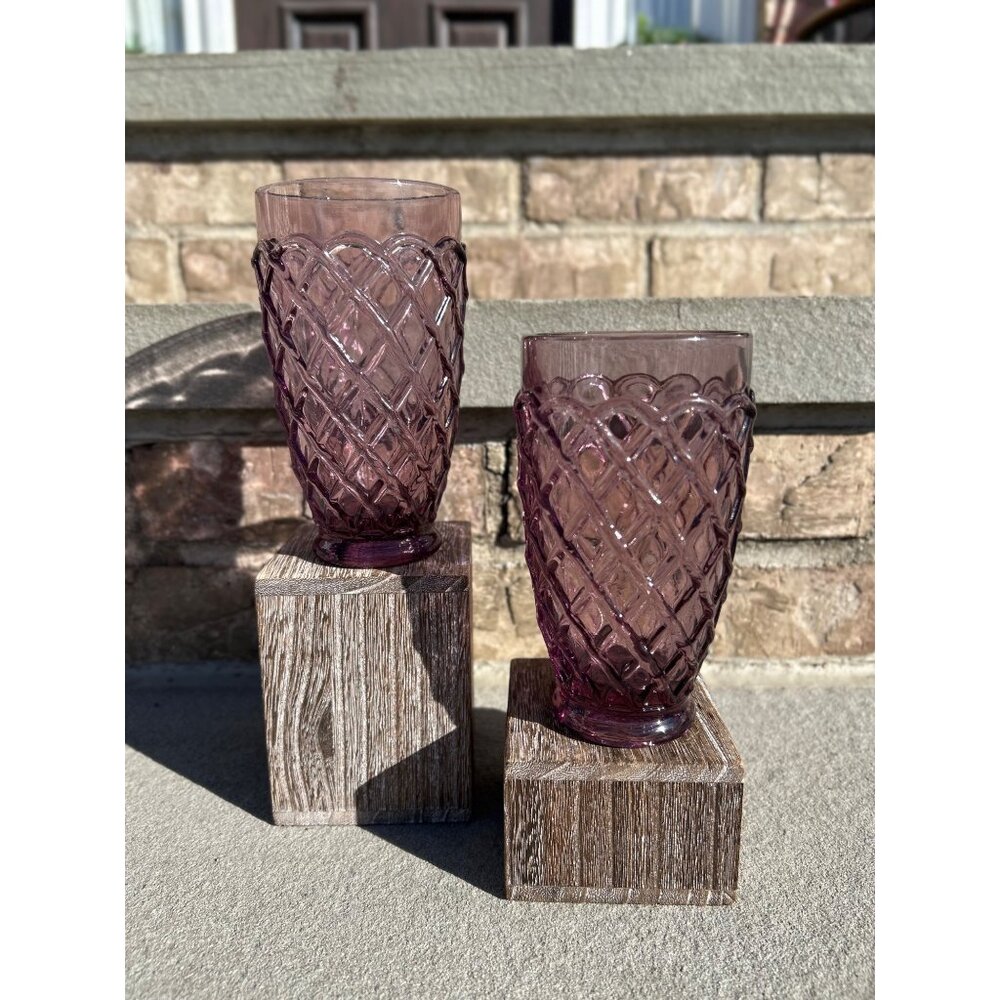L.E. Smith Amethyst Laced Trellis Mid Century Glass Tumblers.